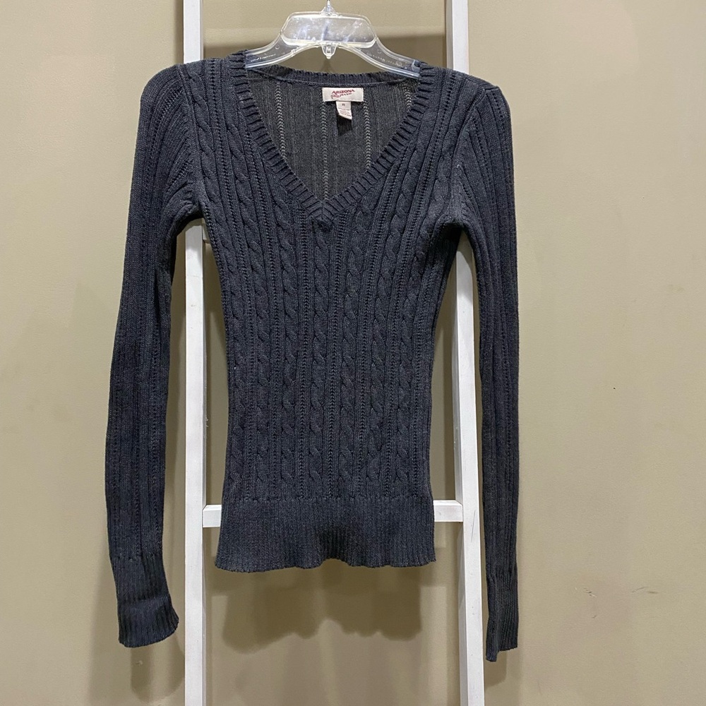 Arizona Jeans Gray Cable Knit V Neck Sweater XS Fitted Long Sleeve